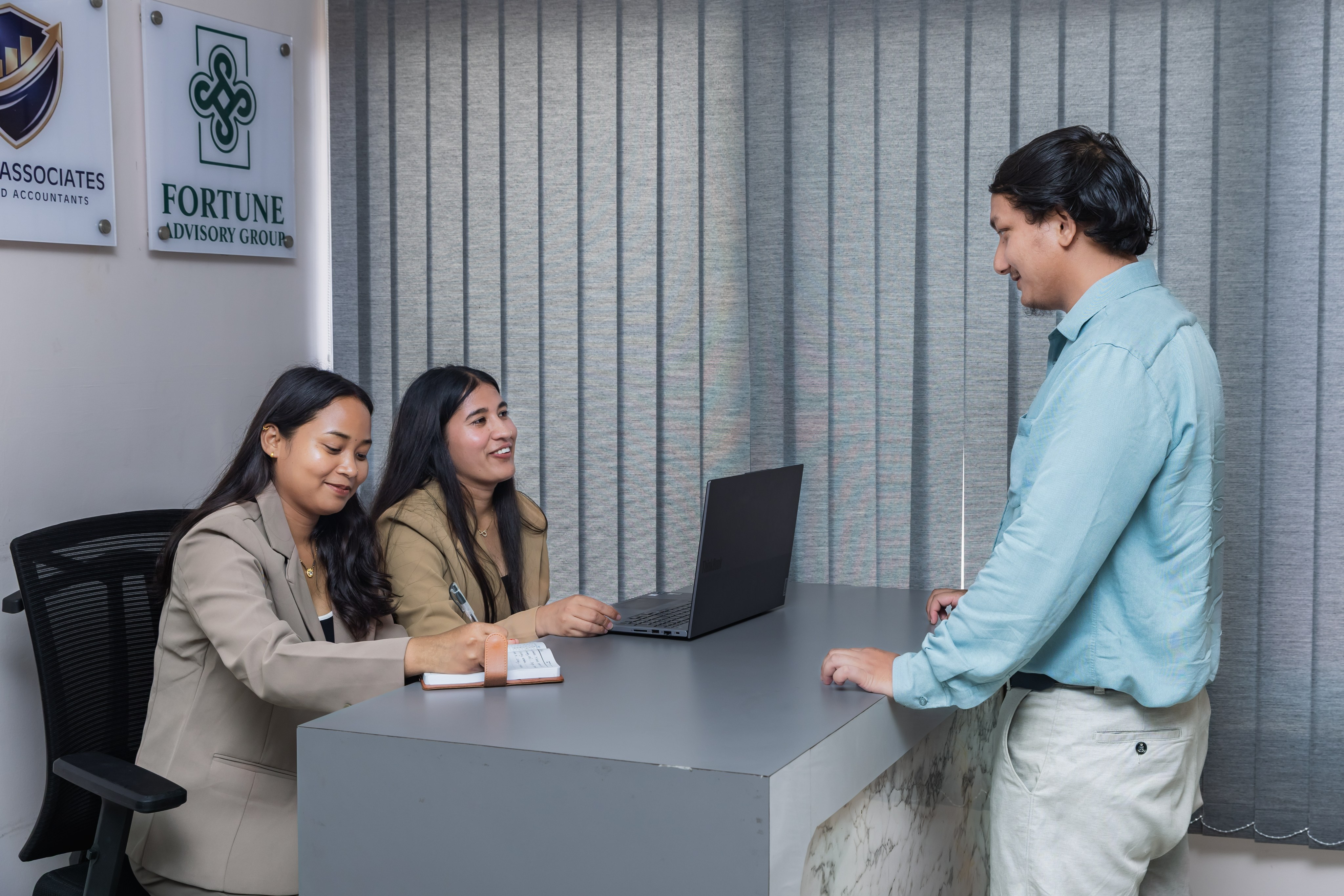 Office Photo 4A5A2966